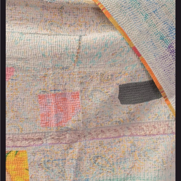 Colorful Patchwork Quilt - Picture 3 of 4